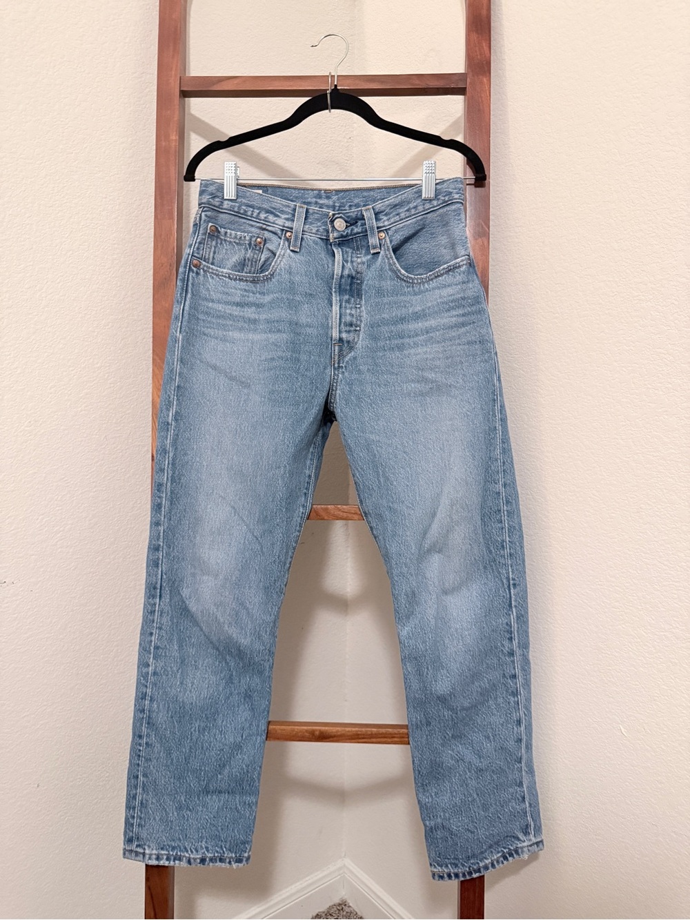 Levi's Light Blue High-Rise Cropped Jeans